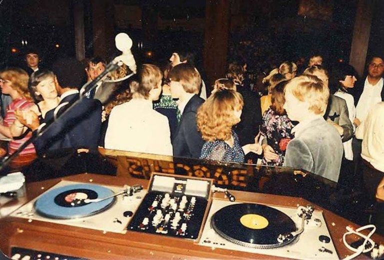 noche de la nostalgia