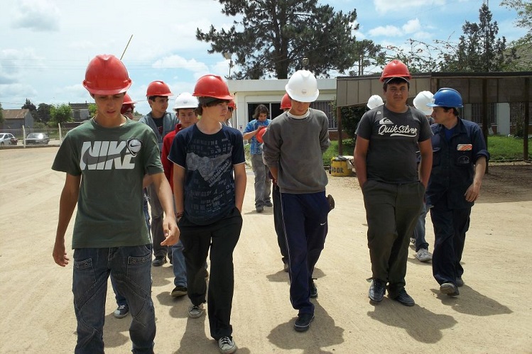 Yo Estudio y Trabajo