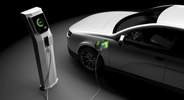 coche-electrico-bateria-carga-afp