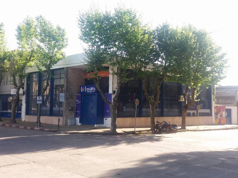 Mides Treinta y Tres