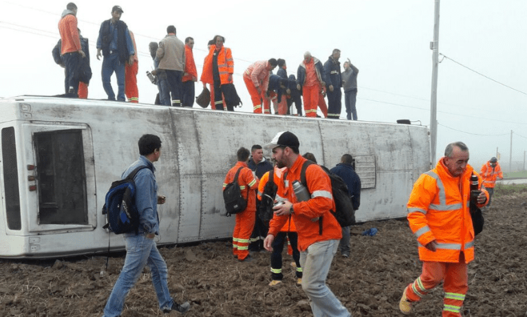 ómnibus-colonia-wilson-vuelco