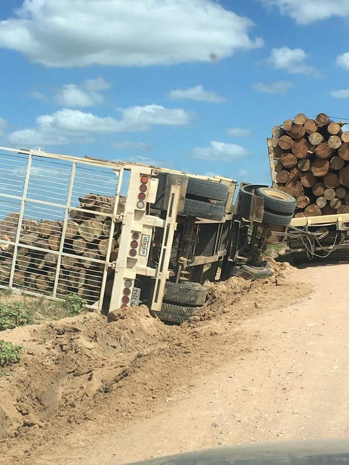 27459111_580395355634750_8396405713901650715_n