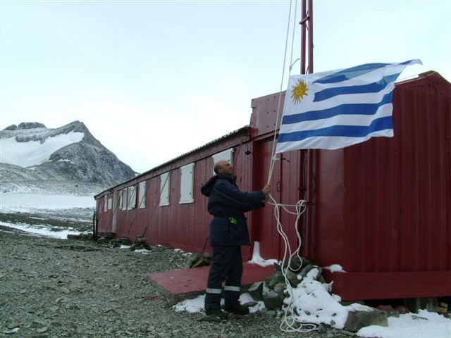 Instituto Antártico Uruguayo