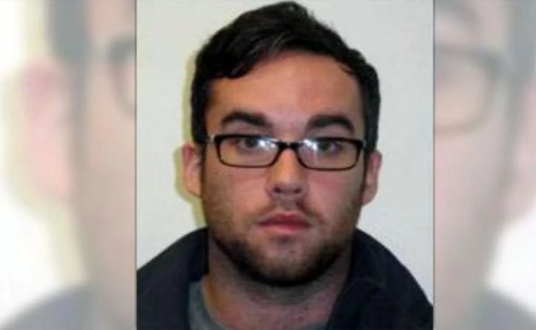 Poplin -condenado por grooming