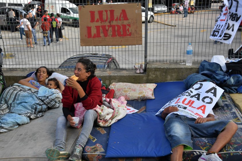Acampantes por Lula