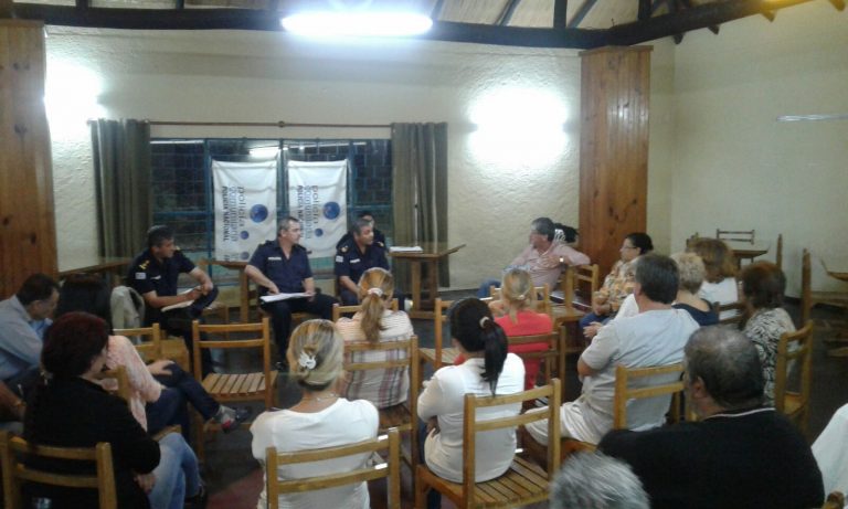 Policía Comunitaria1