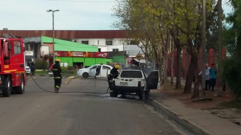 Vehículo incendiado