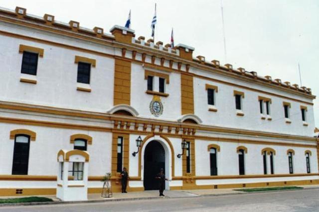 Frente Batallón de Infantería Nº 10