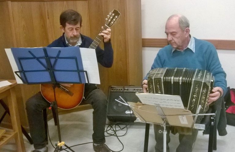 Musiqueros en acción