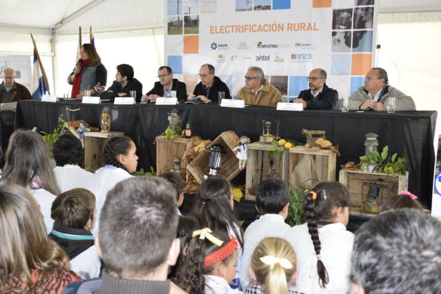 Electrificarion rural (2)