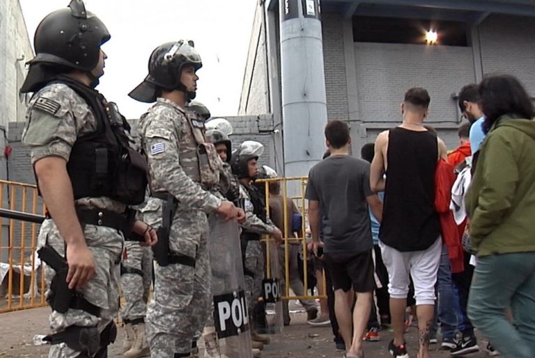 Control ingreso fútbol -subrayado