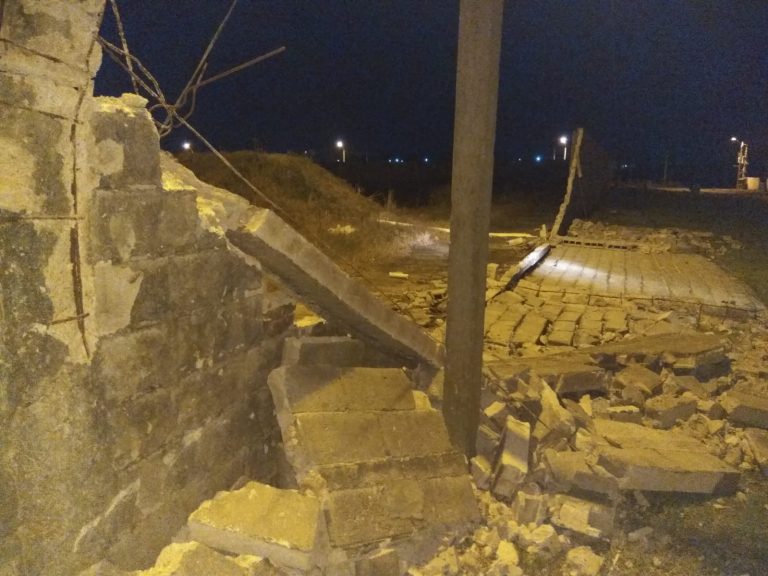 Muro caido cementerio (2)