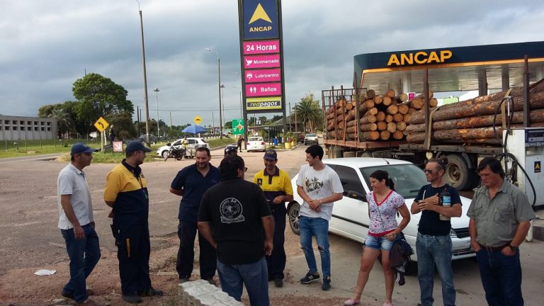 Conflicto ANCAP 11-19 (3)