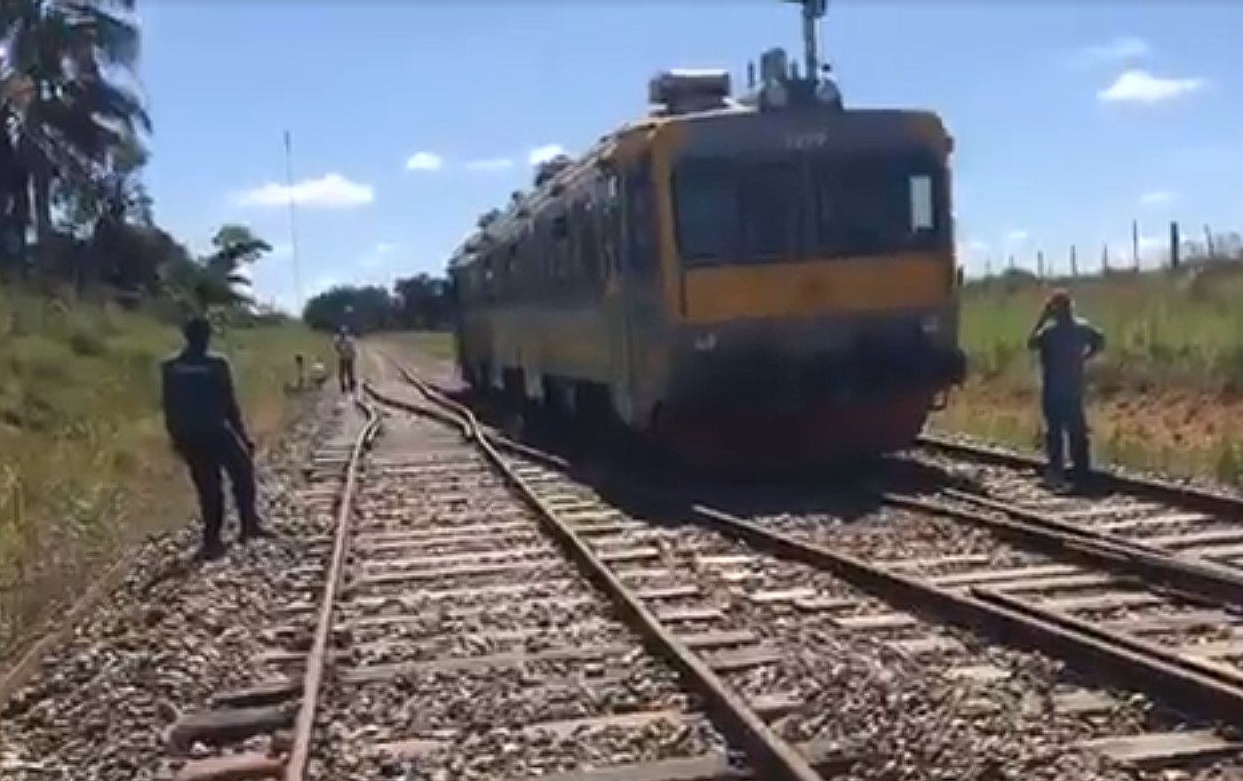 Tren descarrilado en Tranqueras