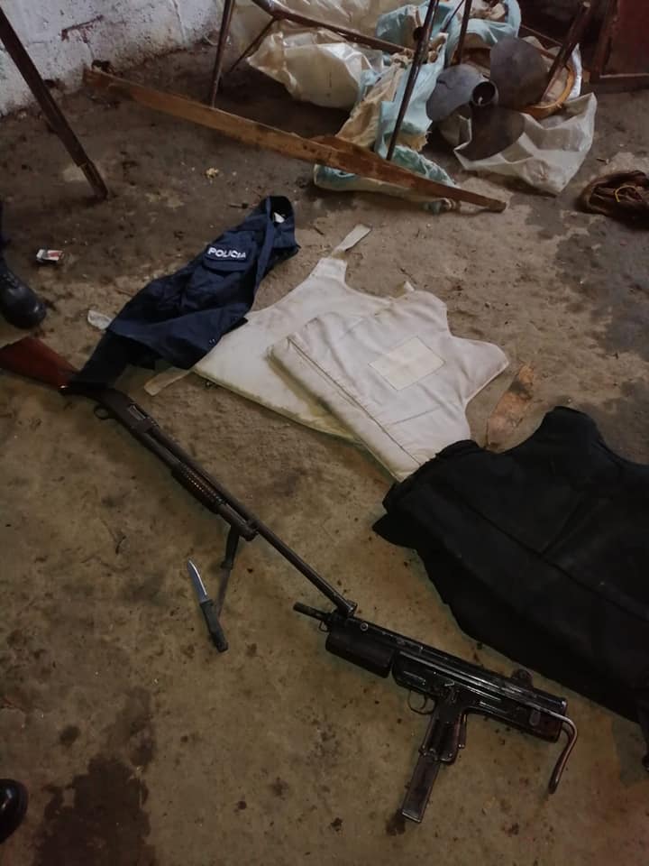 Armas Barros Blancos (2)