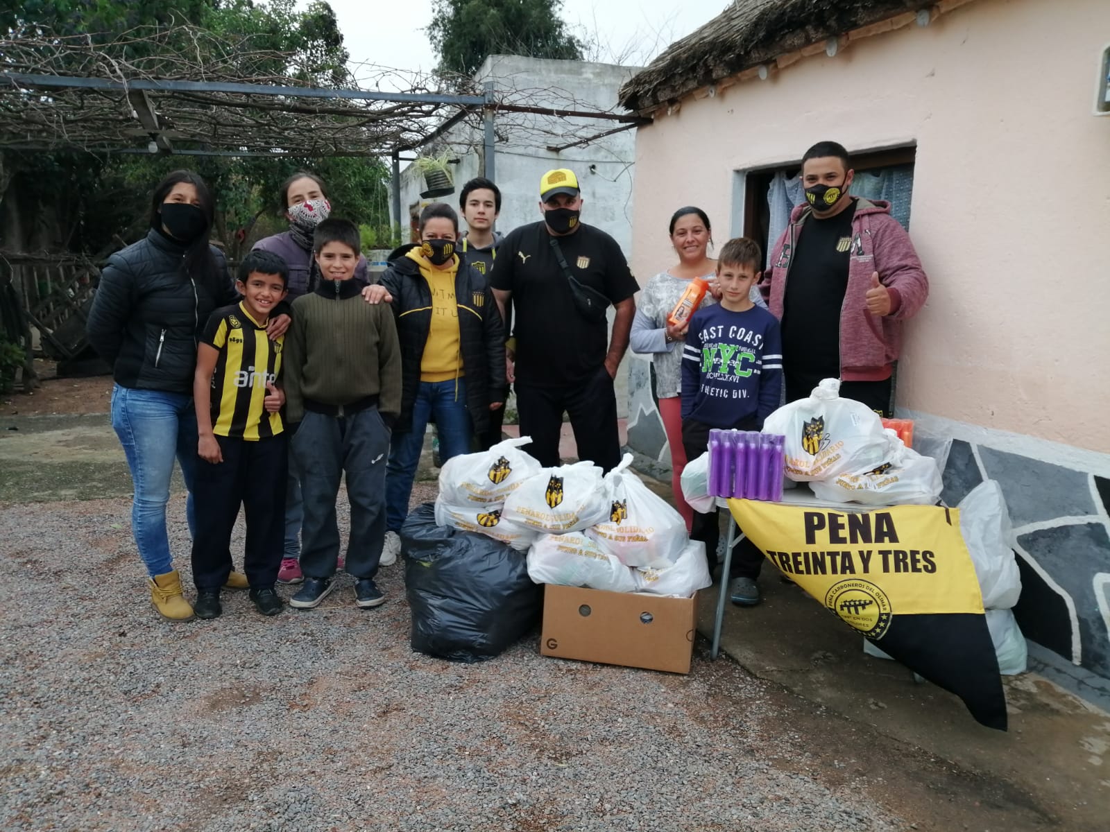 Donación a merenderos (1)