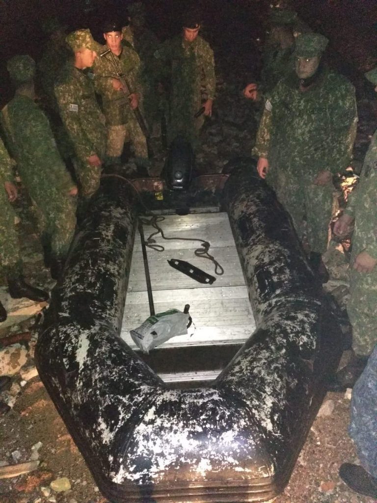 Lancha de escape delincuentes