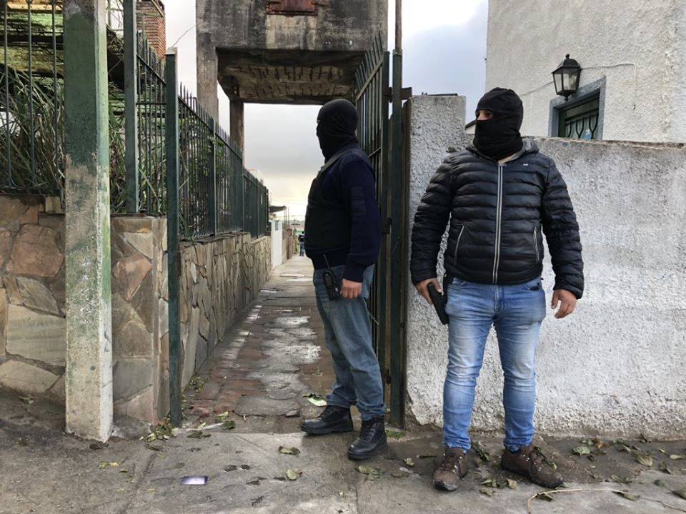 Policías investigación