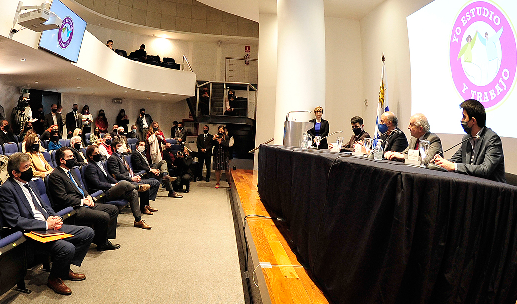 Yo estudio y trabajo 9