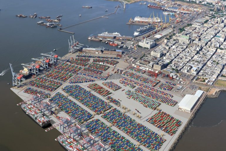 Puerto Montevideo -contenedores