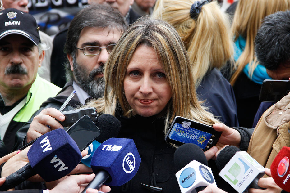 Concentracion de Policias en plaza Fabini