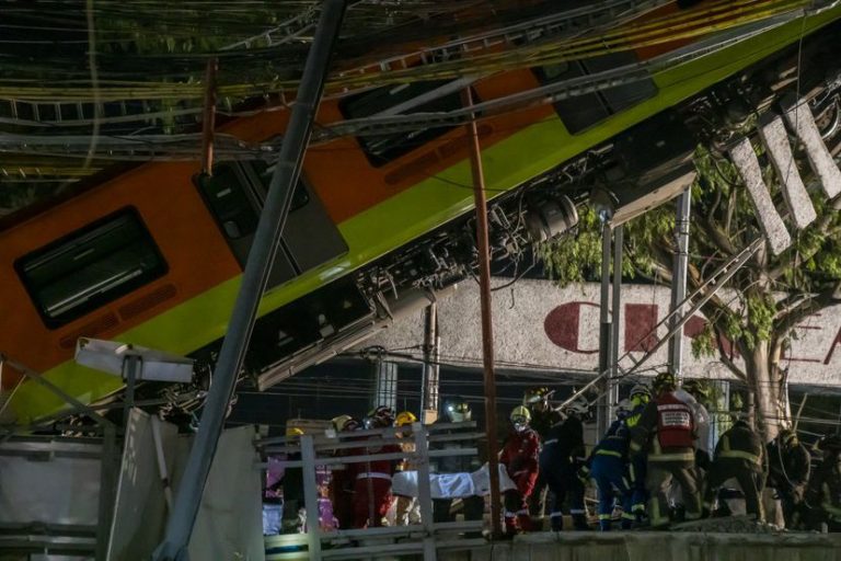 Tren descarrilado México