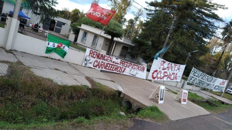 Paro trabajadores OSE Florida