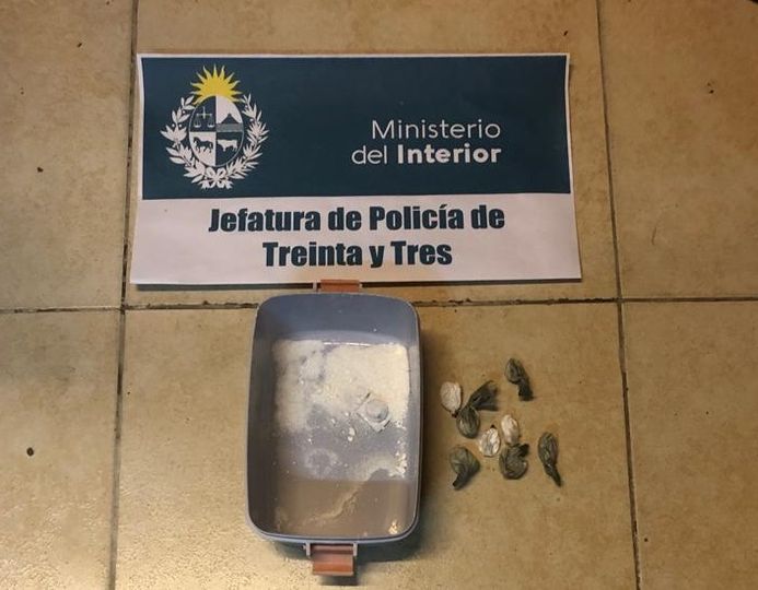 Droga incautada JP33