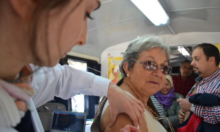 Vacunación gripe BPS20160413_3785