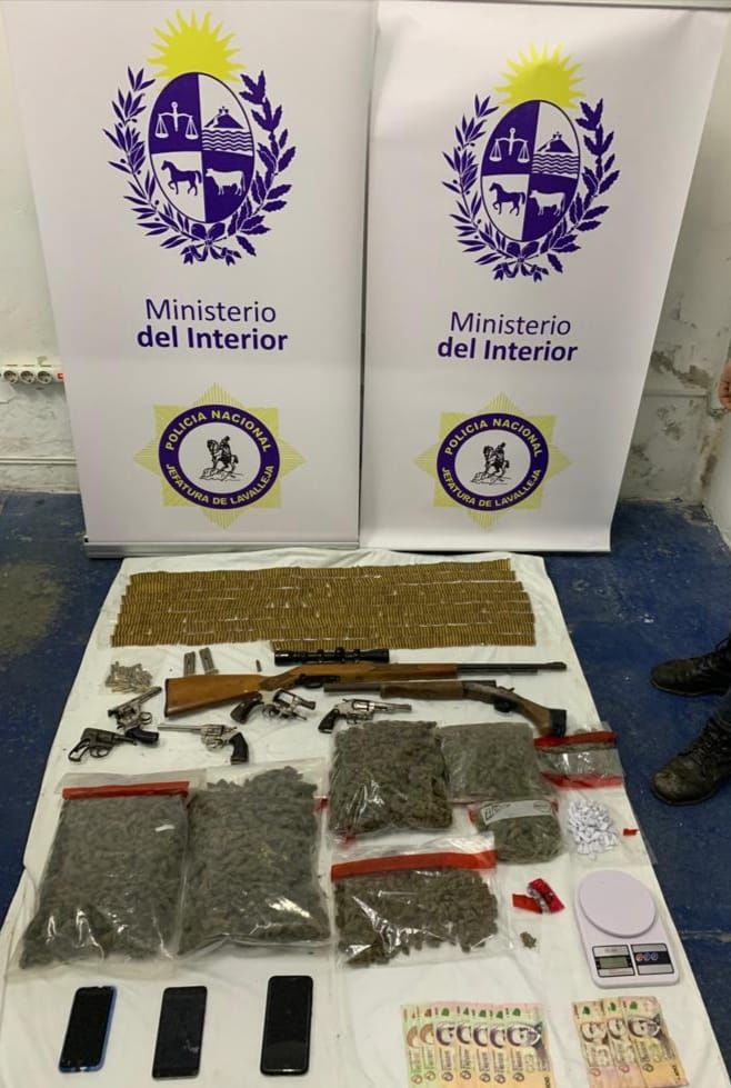 Armas y droga en Lavalleja