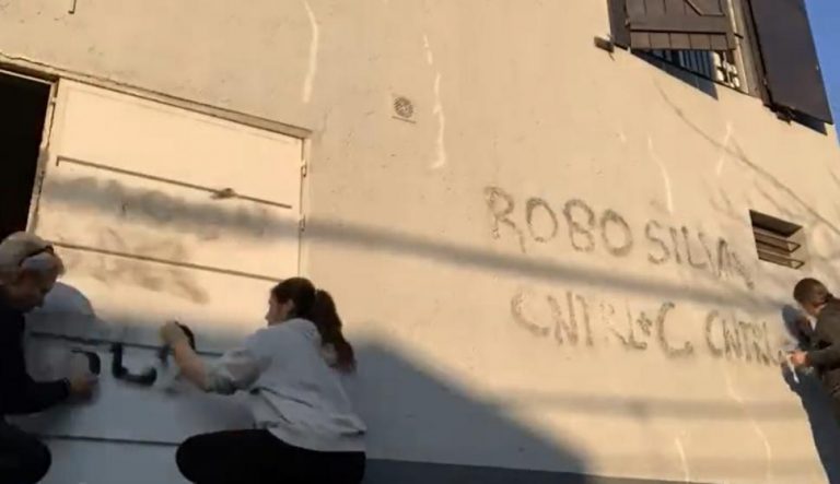 Grafitean casa del presidente del codicen