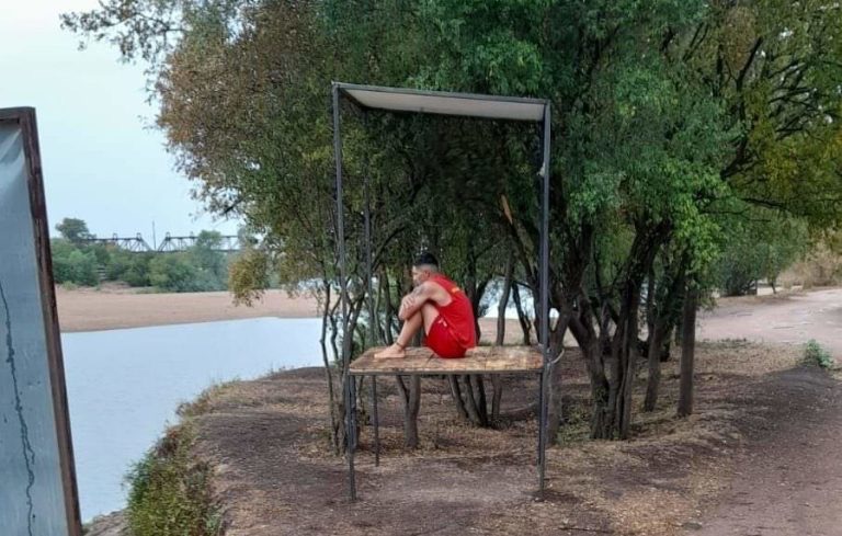 Guardavidas en el Río Olimar