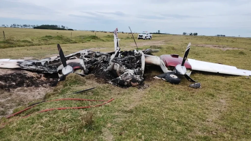 Avioneta incendiada en Vergara