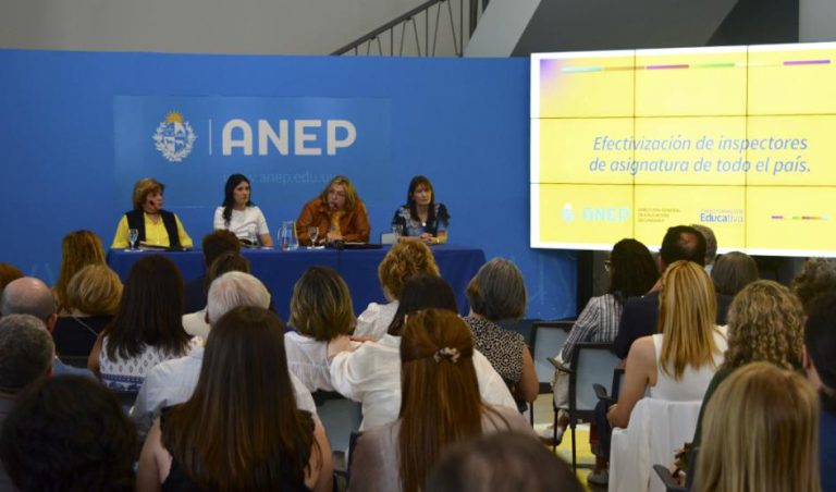 Inspectores enseñanza