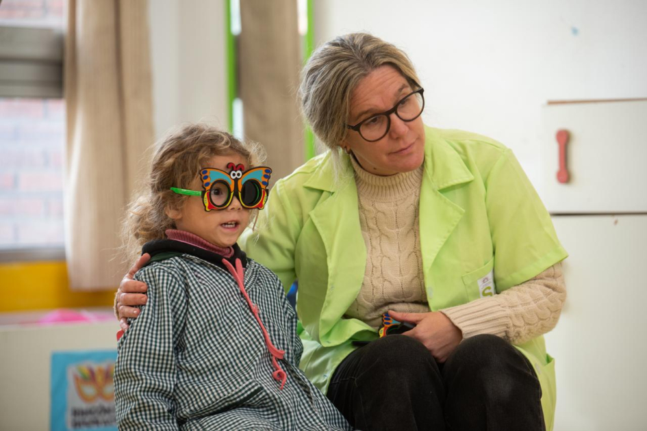 Niño en oftalmólogo